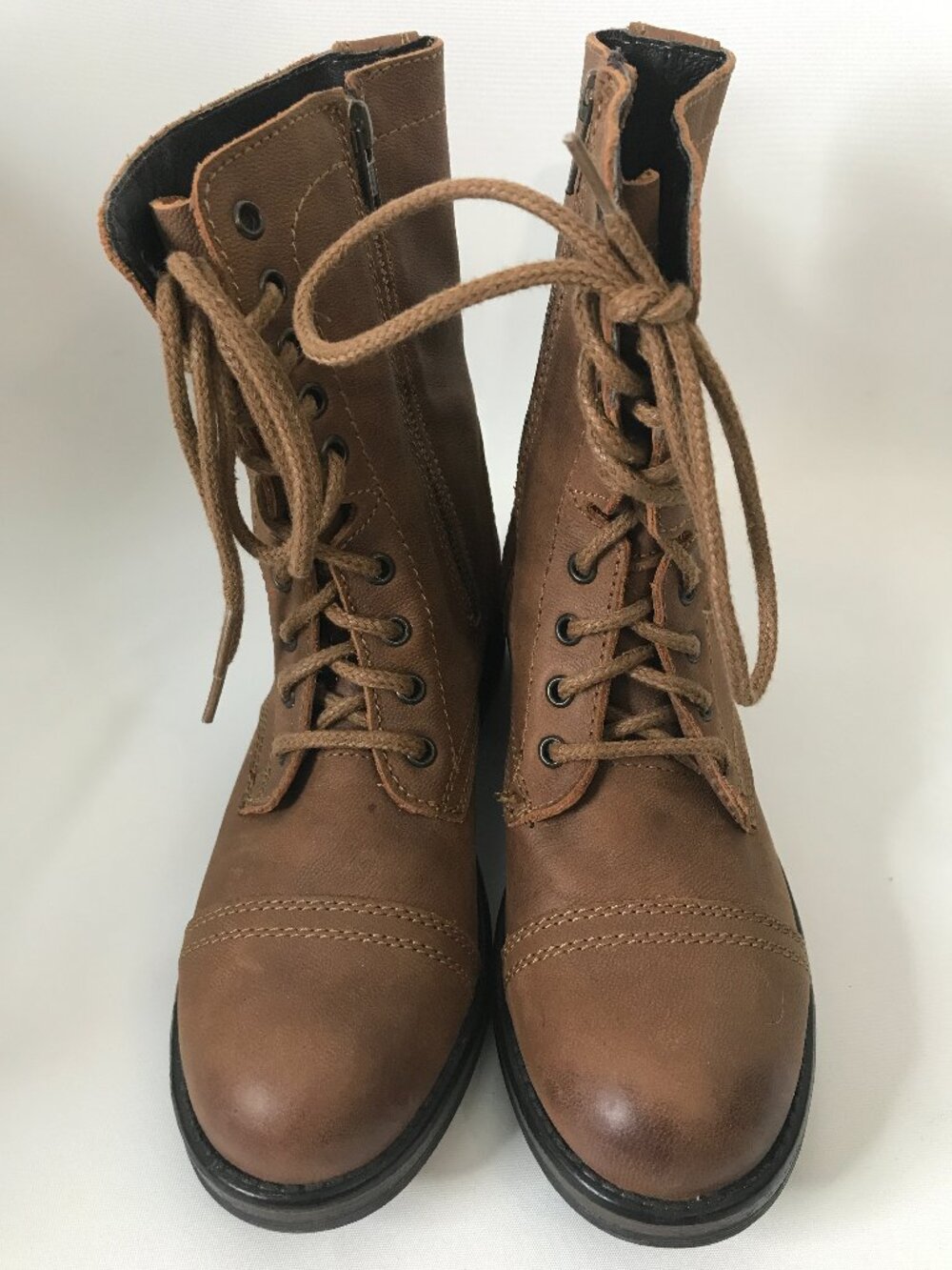 Steve Madden Women's Troopa Lace-Up Boot 9